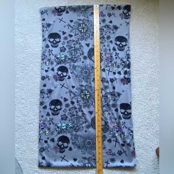 Infinity scarf in very good used condition - Picture 2 of 5